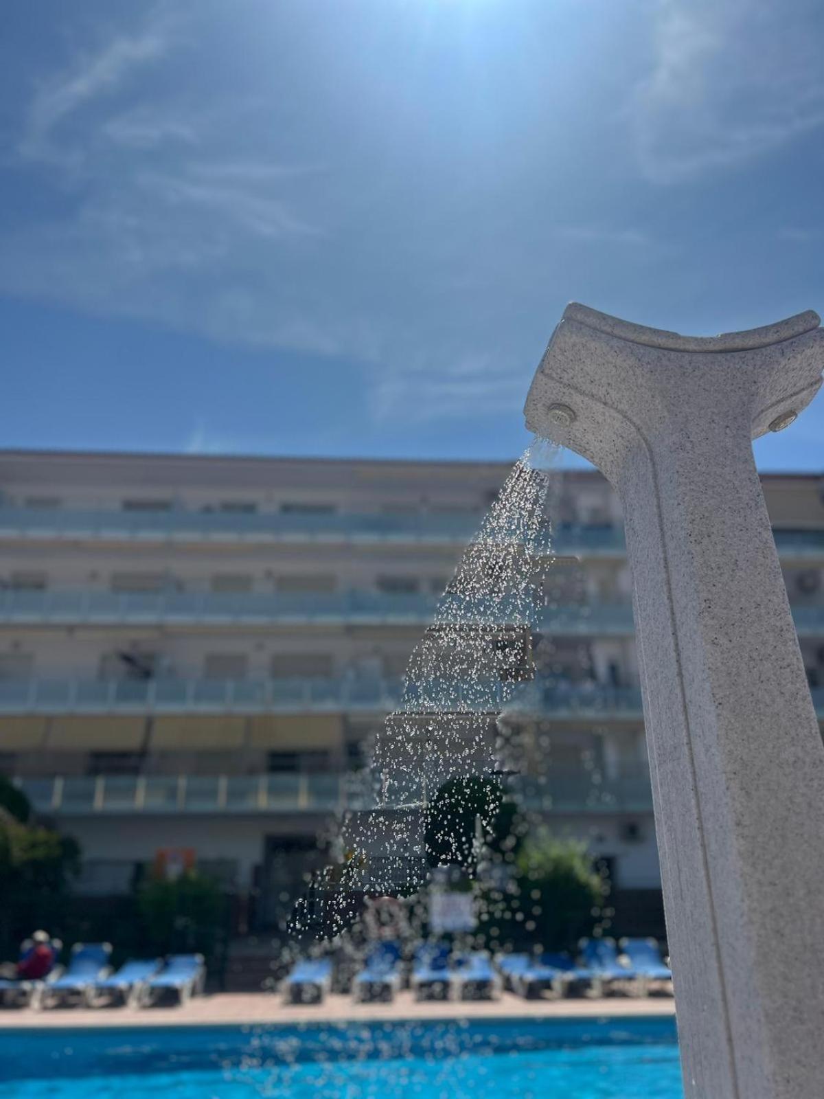 Apcostas Els Pins Lotus Apartment Blanes Ngoại thất bức ảnh