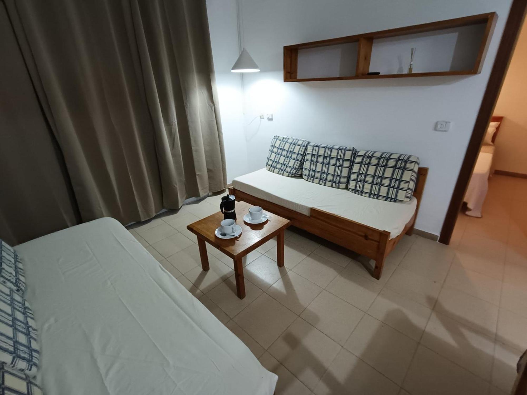 Apcostas Els Pins Lotus Apartment Blanes Ngoại thất bức ảnh